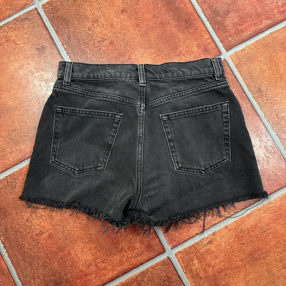 Reformation Havana Wash Denim Shorts Size 25
